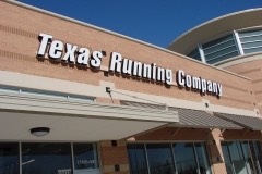 Texas running Co. sideview closeup
